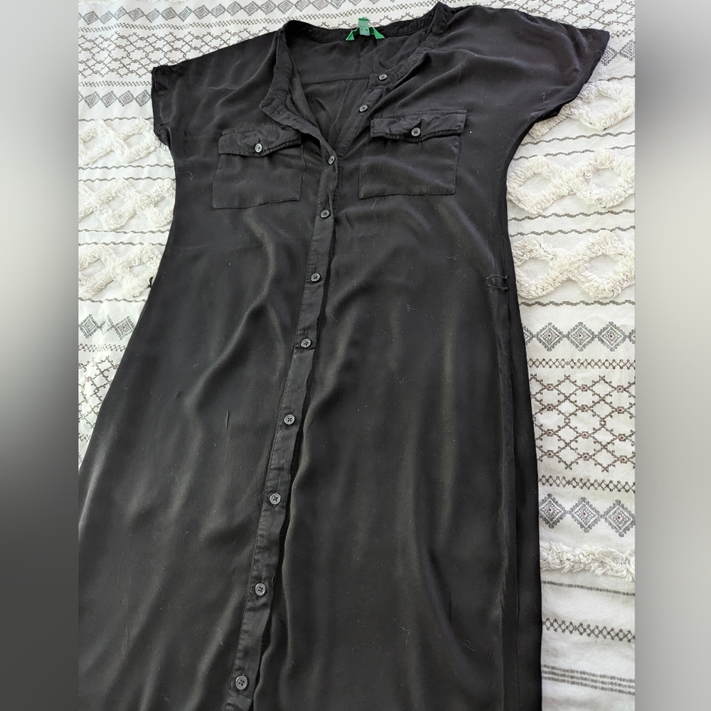 Dip Button-Up Dress